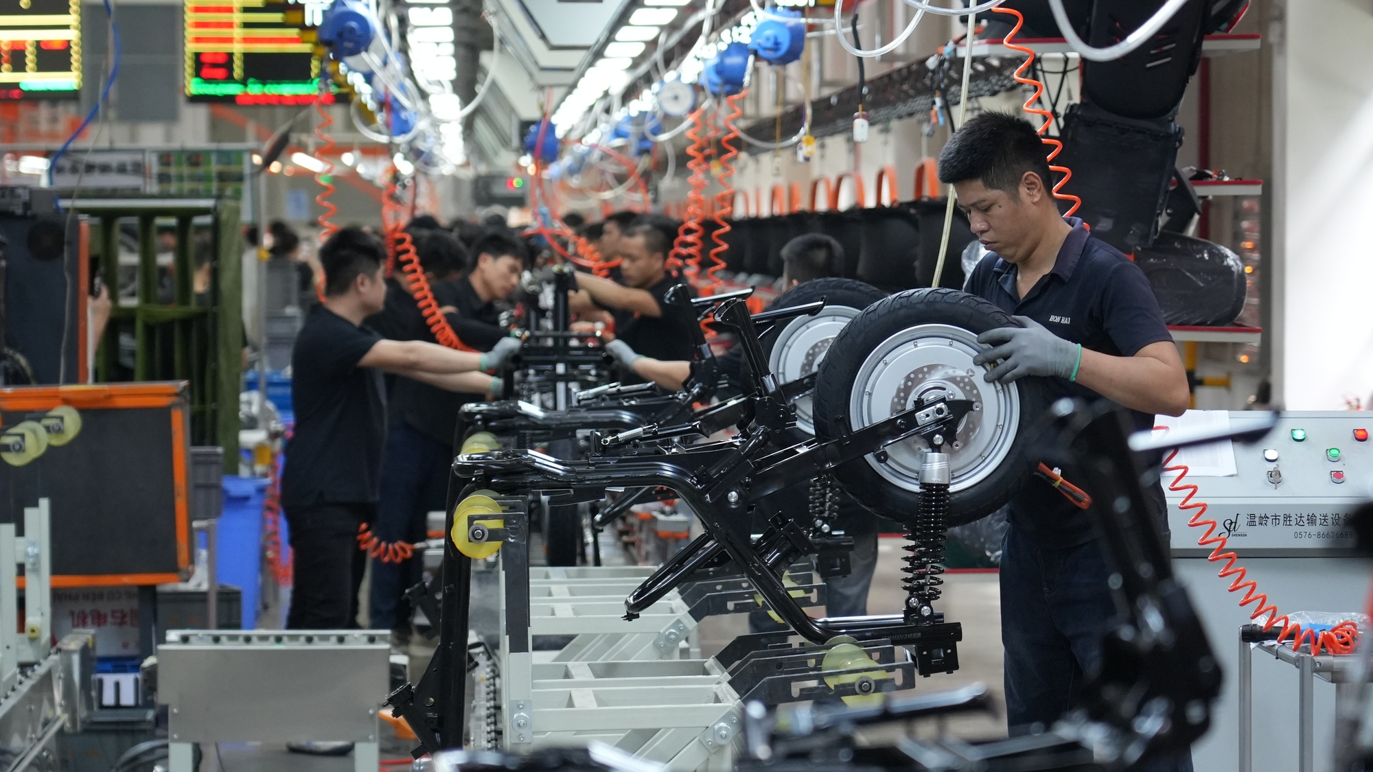 Một thương hiệu xe máy điện Trung Quốc vừa khánh thành nhà máy 100 triệu USD tại Bắc Ninh, công suất 1 triệu xe mỗi năm - Ảnh 3