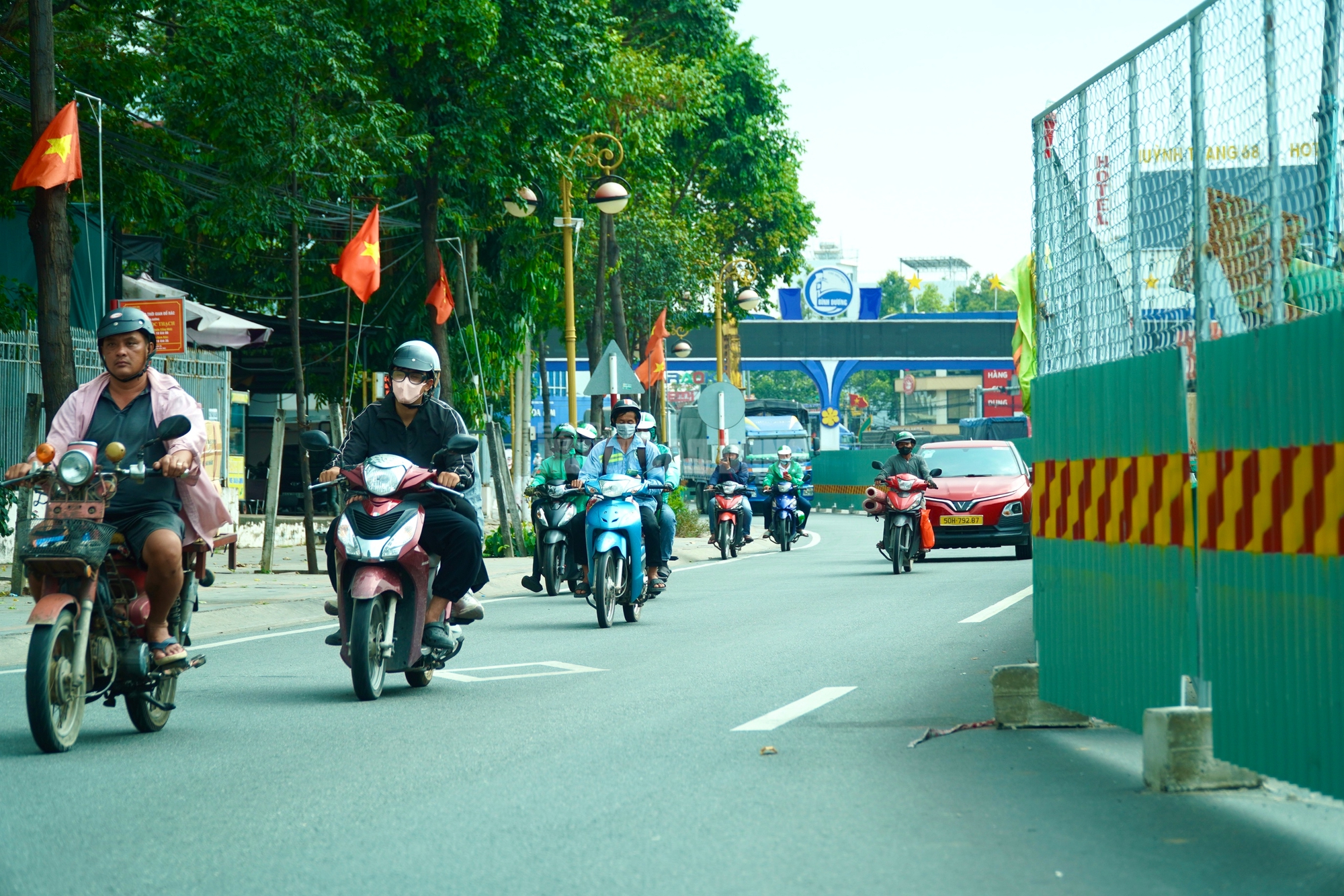 Toàn cảnh hầm chui hơn 1.000 tỉ đồng trên Quốc lộ 13 chính thức thi công - Ảnh 4