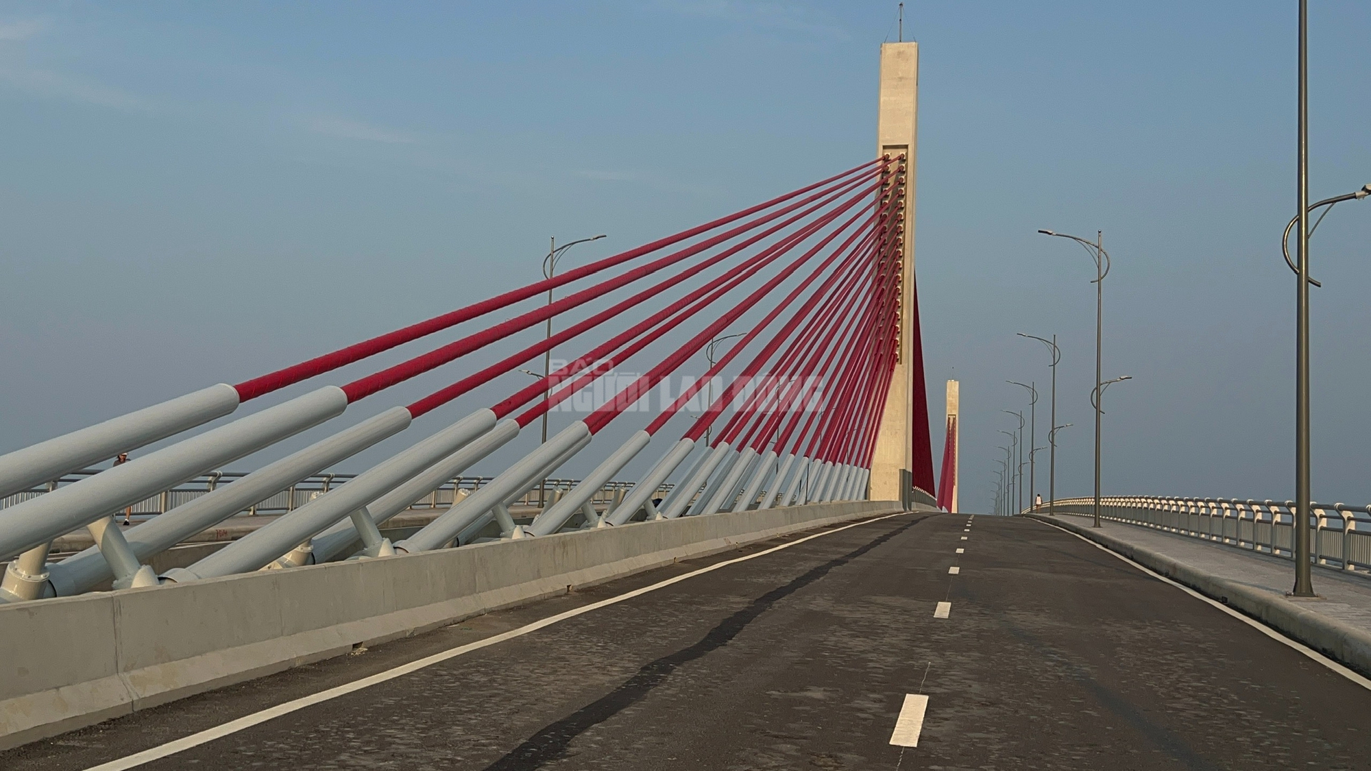 Kế hoạch thông xe cầu vượt cửa biển lớn nhất miền Trung - Ảnh 1