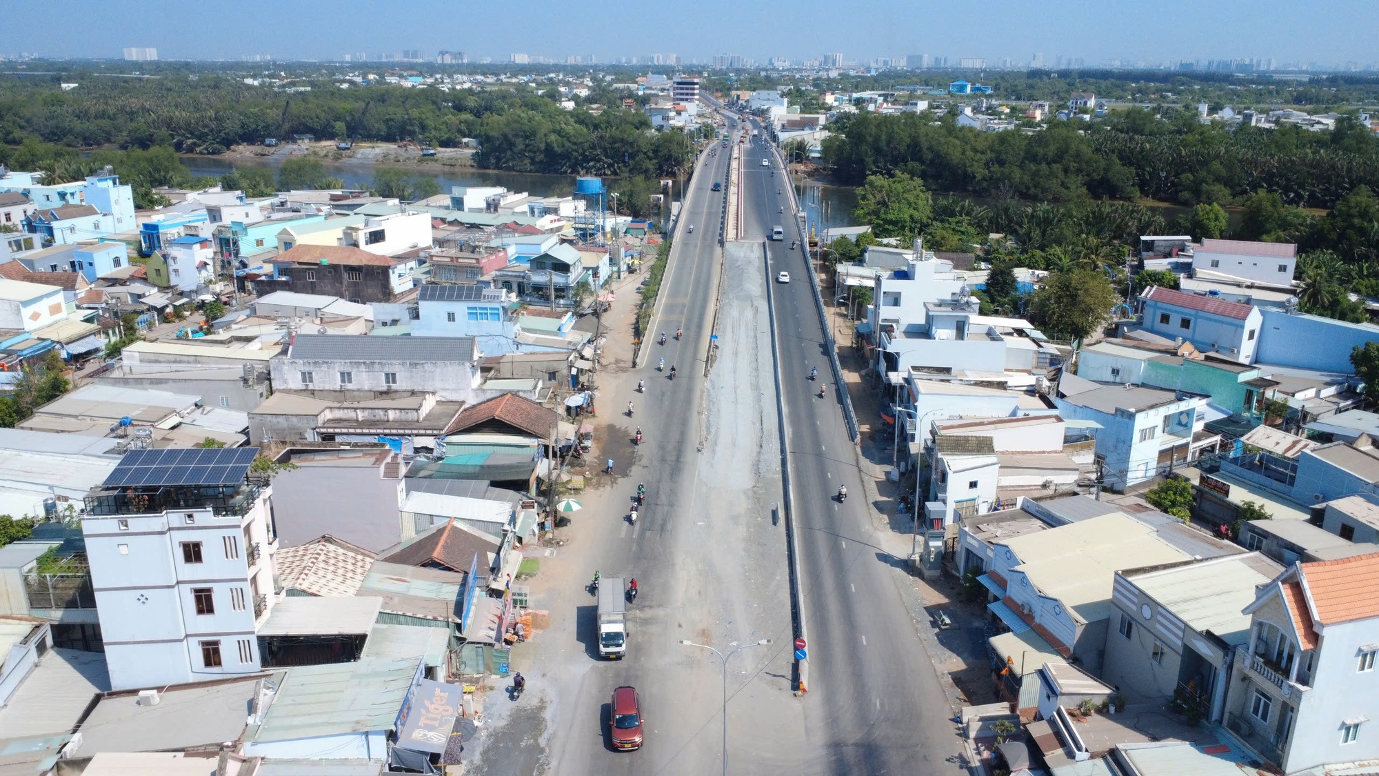 Hình ảnh dự án mở rộng Quốc lộ 50 tăng tốc về đích - Ảnh 10