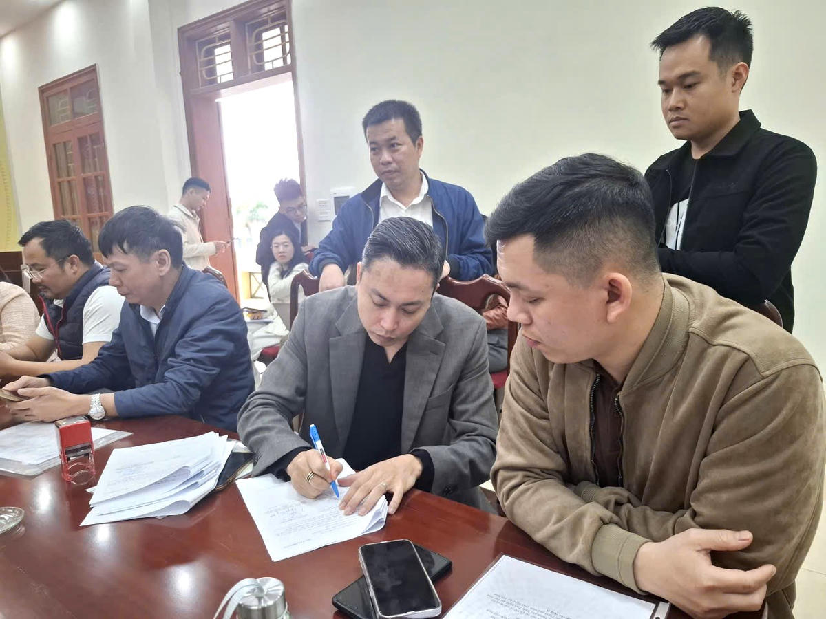 Doanh nghiệp tại Nghệ An được quyền mua gần 30 kg vàng "tang vật thi hành án" ở Hà Tĩnh - Ảnh 3