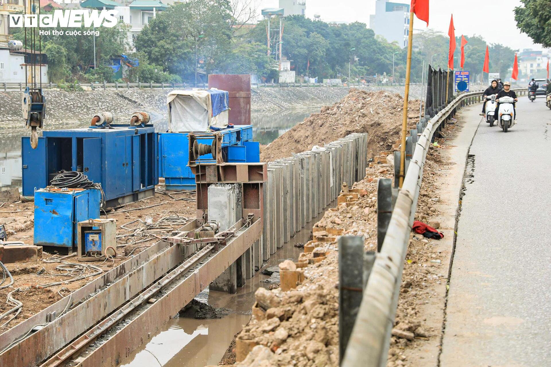 Toàn cảnh công trình cải tạo hạ lưu sông Kim Ngưu gần 700 tỷ đồng sắp cán đích - Ảnh 10