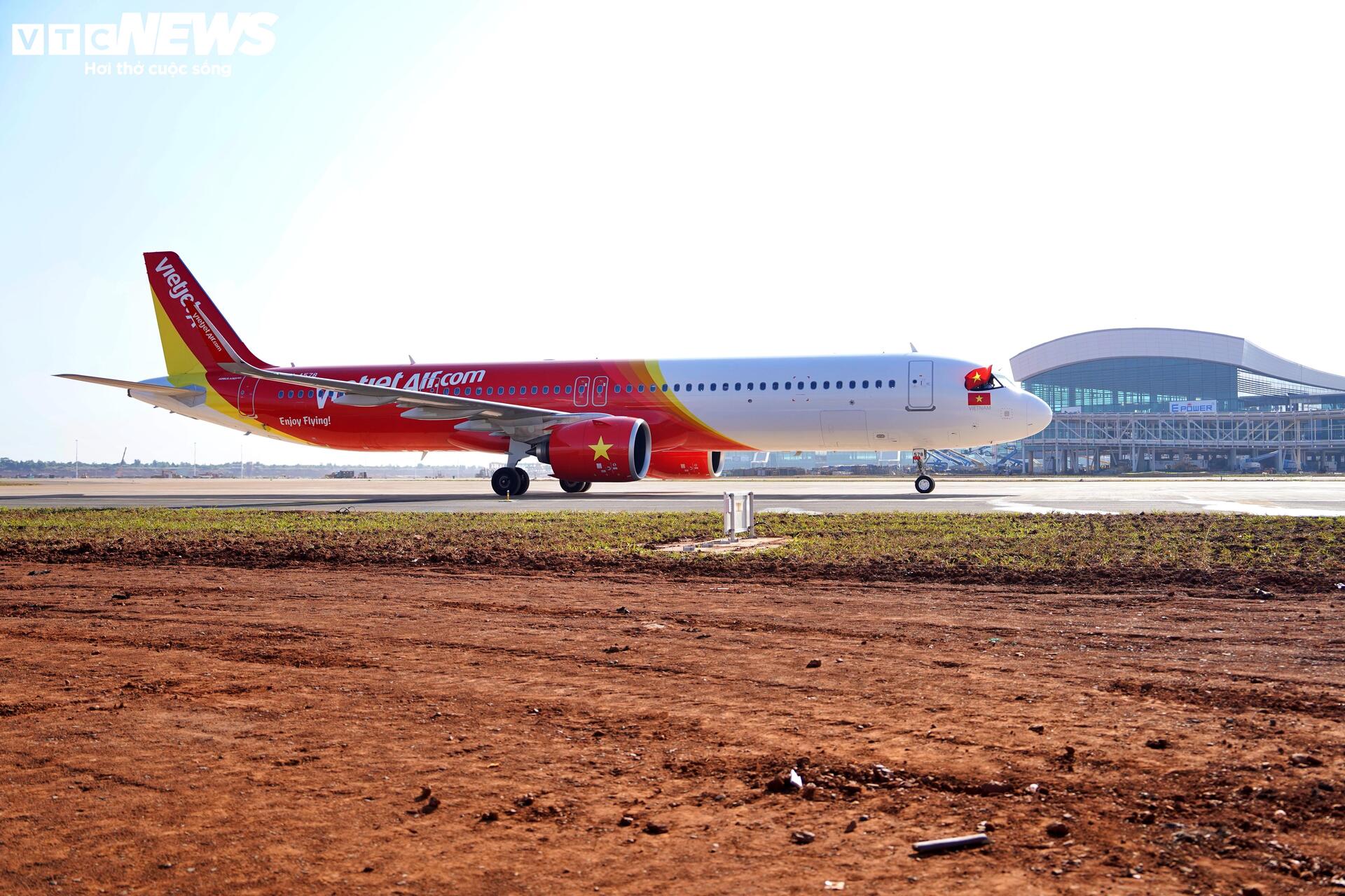 Sân bay Long Thành dự kiến khai thác 6/2026: Hạ tầng có kết nối đồng bộ? - Ảnh 3