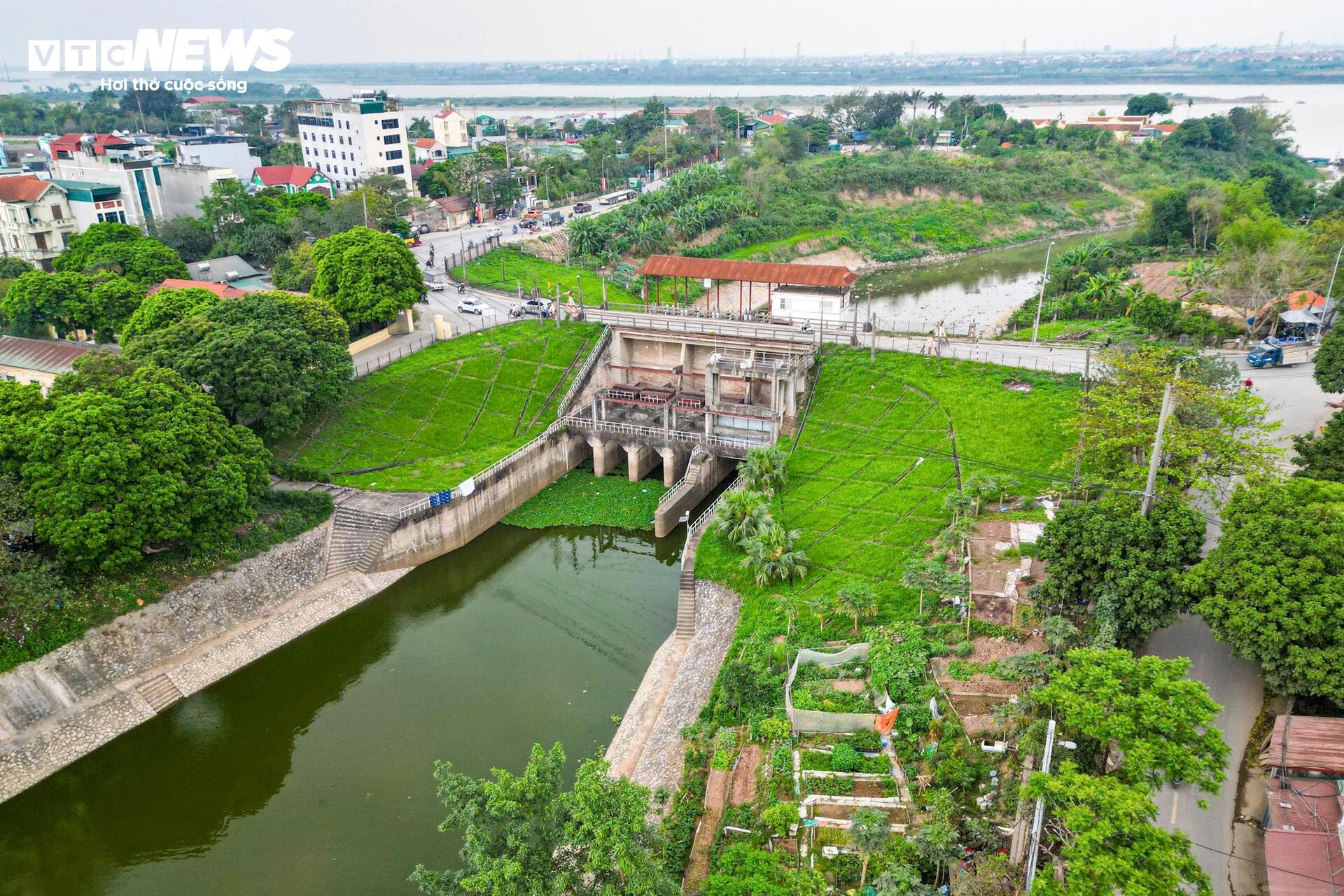 Cận cảnh dự án hơn 920 tỷ đồng chống ngập cho loạt khu đô thị phía Bắc Hà Nội - Ảnh 1