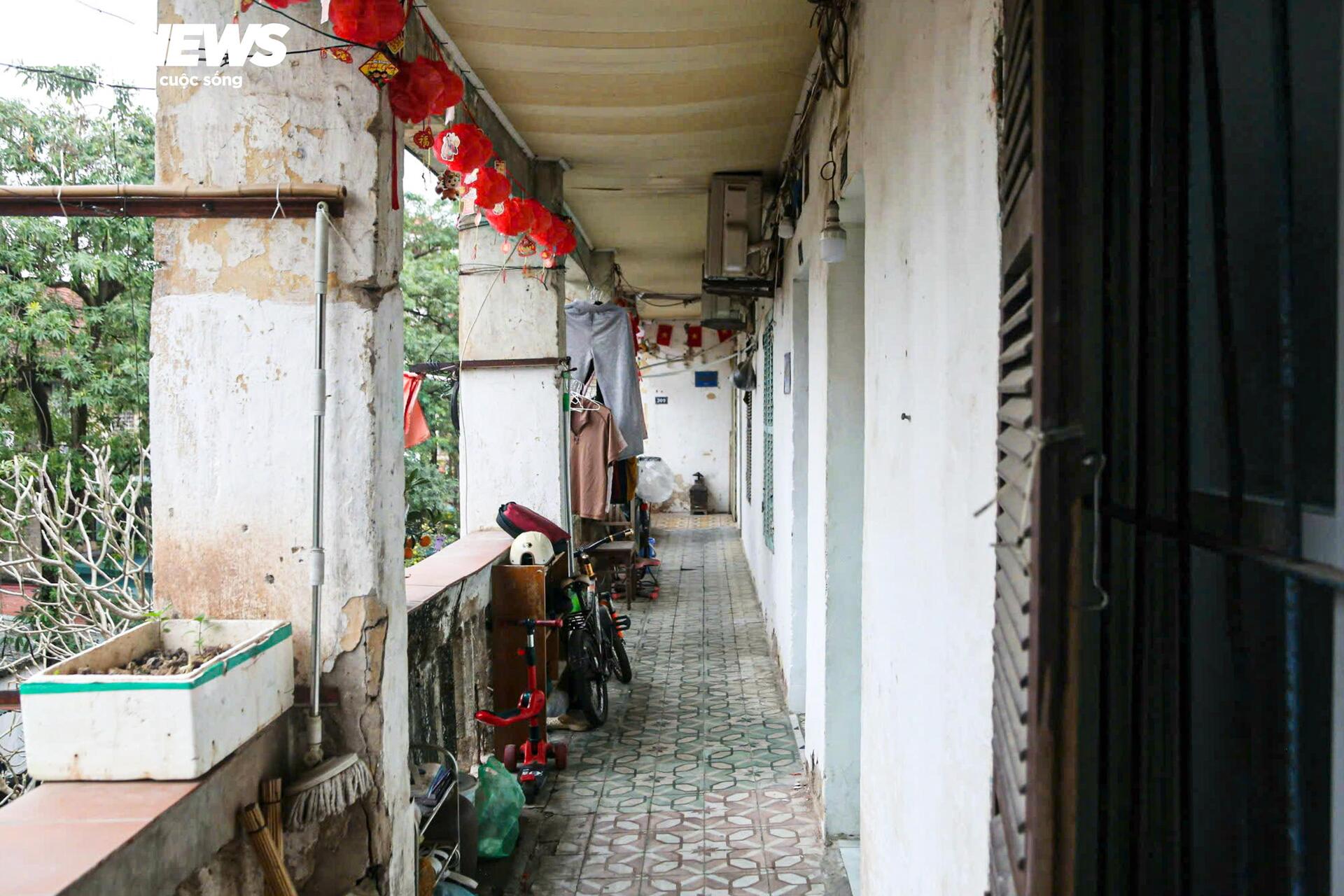 Cận cảnh khu tập thể hơn 40 năm ở Hà Nội sắp được thay bằng 3 tòa nhà 34 tầng - Ảnh 13