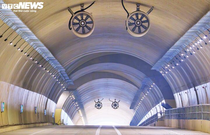 Cận cảnh hơn 200km cao tốc Quảng Ngãi đến Đắk Lắk hoàn thành vẫn 'nằm chờ' - Ảnh 3