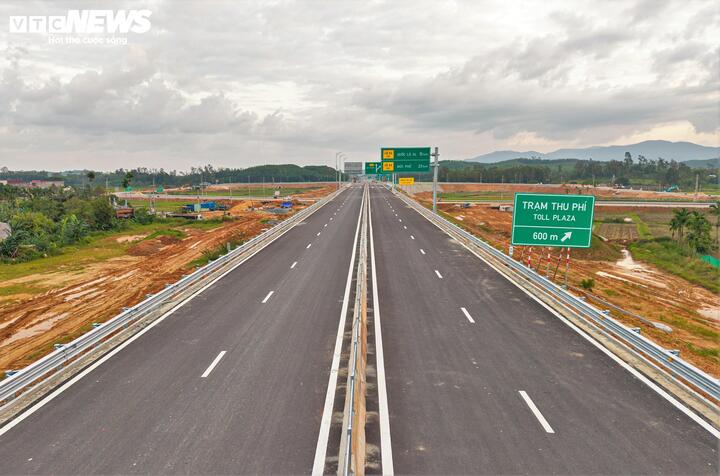 Cận cảnh hơn 200km cao tốc Quảng Ngãi đến Đắk Lắk hoàn thành vẫn 'nằm chờ' - Ảnh 2