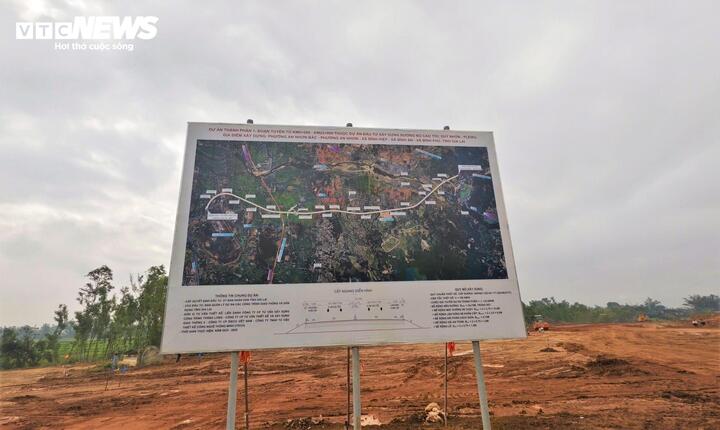 'Nhịp người, nhịp máy' hối hả trên công trường cao tốc 44.000 tỷ đồng ở Gia Lai - Ảnh 11