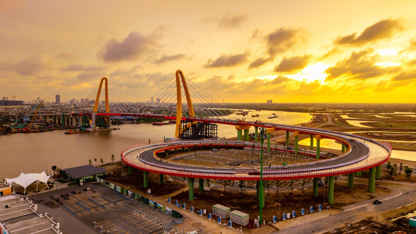 Một công trình của tỷ phú Phạm Nhật Vượng thiết lập kỷ lục về tốc độ xây dựng "thần tốc", kết nối trung tâm TP Hải Phòng với "đảo tỷ phú" 2,4 tỷ USD - Ảnh 1