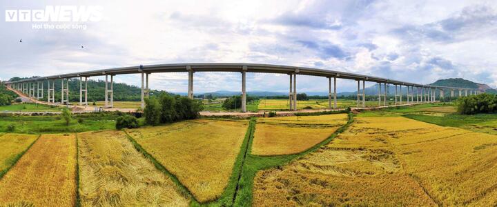Cận cảnh hơn 200km cao tốc Quảng Ngãi đến Đắk Lắk hoàn thành vẫn 'nằm chờ' - Ảnh 11