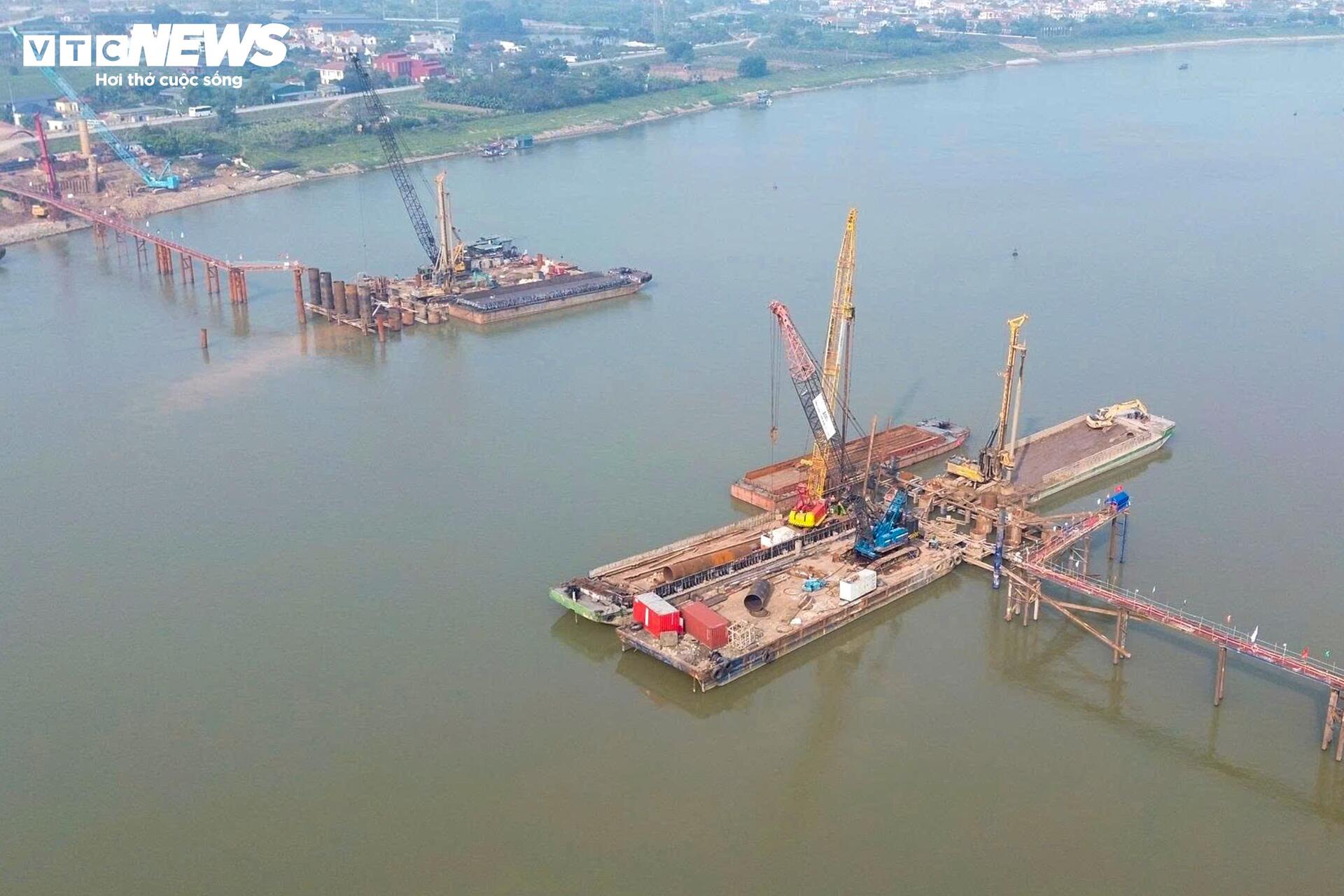 Cầu 4.900 tỷ vượt sông Hồng nối Hà Nội - Hưng Yên đang được thi công ra sao? - Ảnh 5