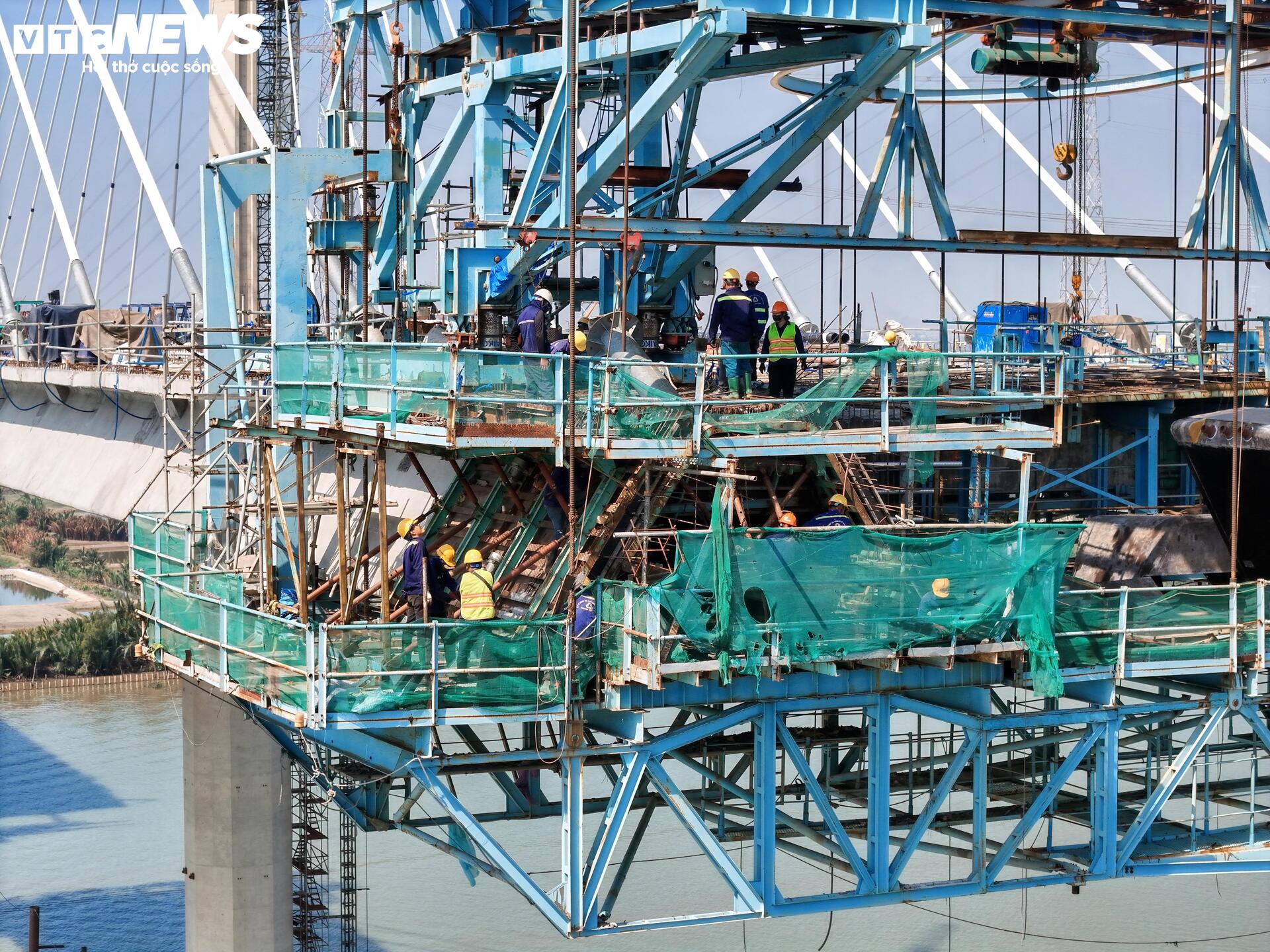 'Nút thắt' cuối cao tốc Bến Lức - Long Thành tăng tốc về đích - Ảnh 5