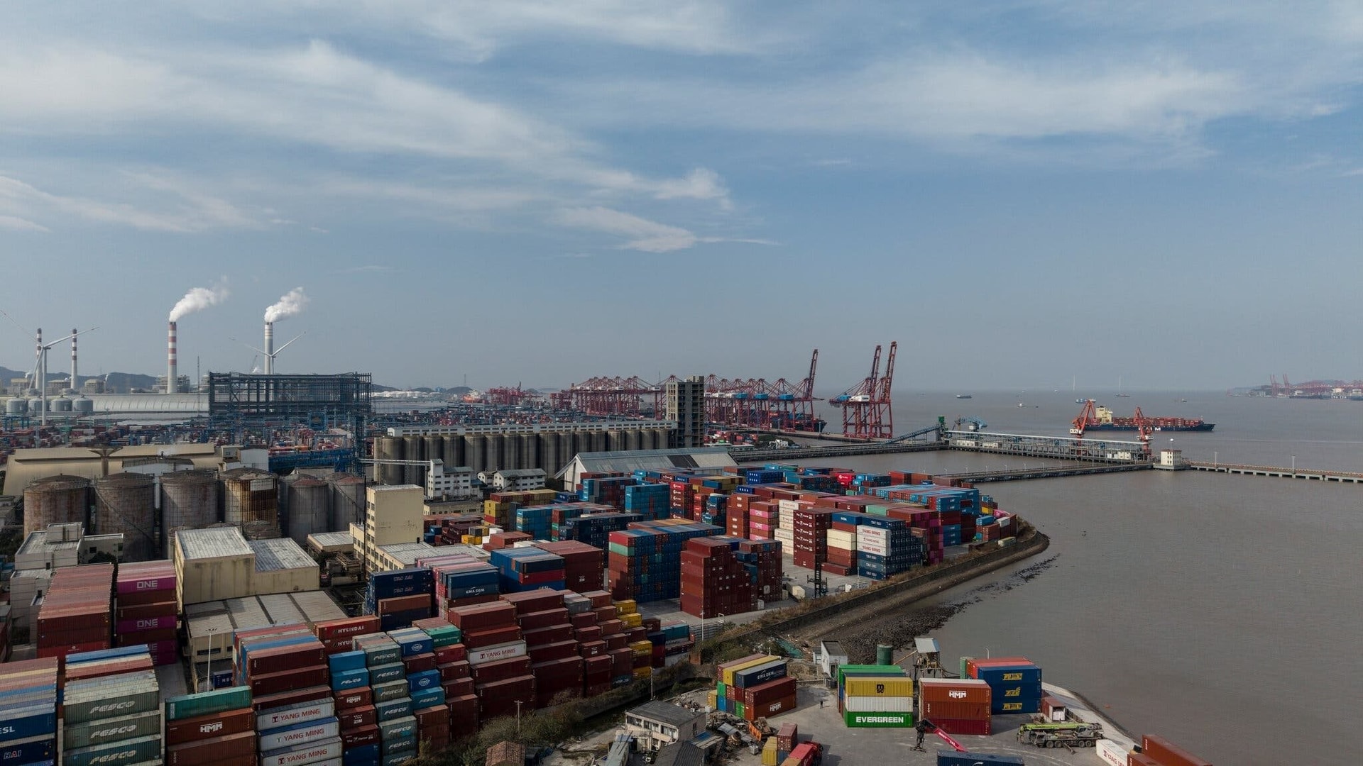 Trung Quốc hứng loạt 'cú sốc' tỷ USD từ cuộc chiến giữa Mỹ-Israel và Iran - Ảnh 1