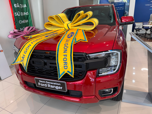 Xe bán tải lao đao, các đại lý đuối sức - Ảnh 1