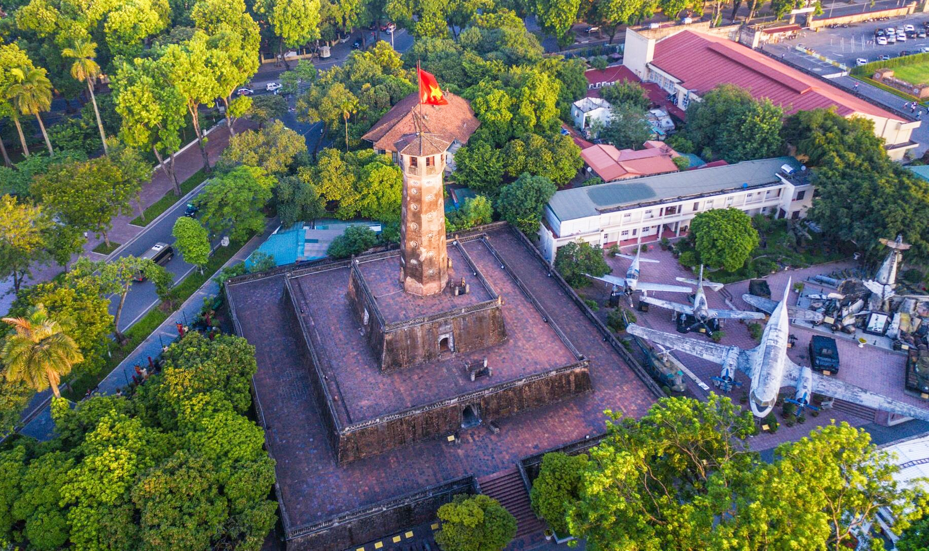 Hà Nội dự kiến cải tạo Cột cờ, Tháp Rùa, Nhà hát Lớn - Ảnh 1