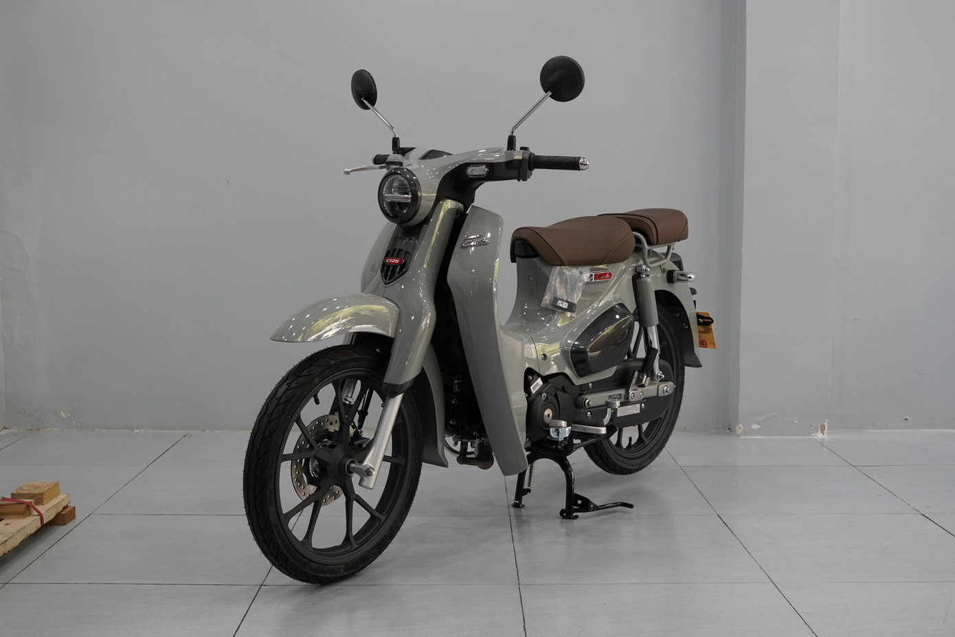 Honda Super Cub nhập Thái giá ngang ngửa SH350i - Ảnh 3