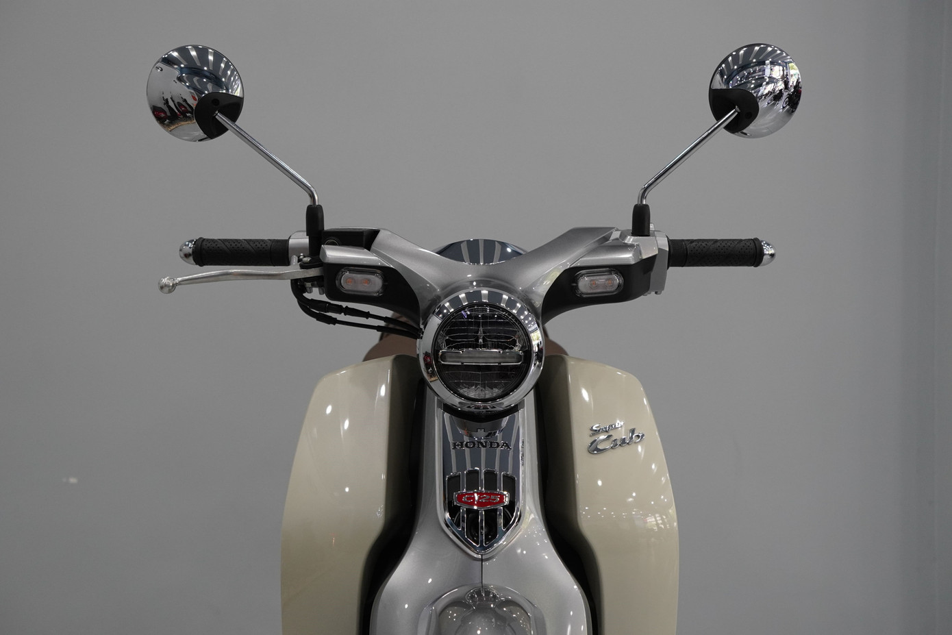Honda Super Cub nhập Thái giá ngang ngửa SH350i - Ảnh 7