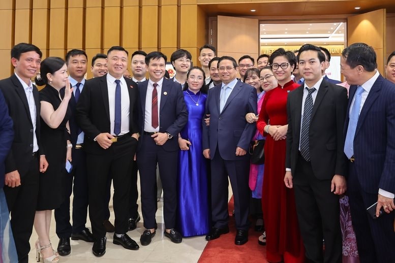 FPT, Petrovietnam, Vingroup, Viettel “xuất ngoại” rực rỡ, ông Tào Đức Thắng kiến nghị gì với Thủ tướng? - Ảnh 2