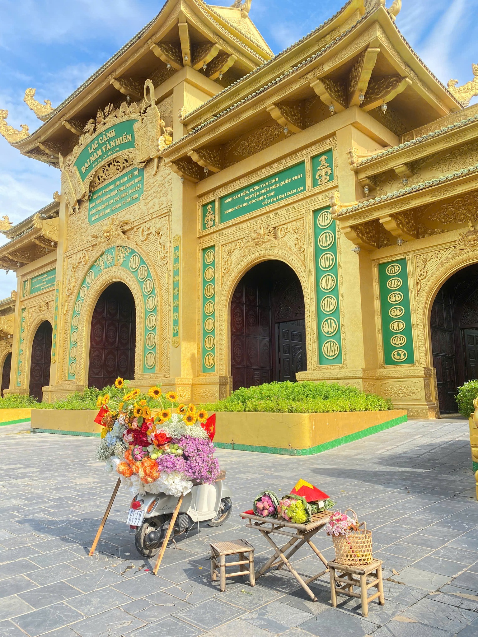 Khu du lịch Đại Nam của vợ chồng bà Nguyễn Phương Hằng sở hữu biển nhân tạo rộng hơn 21ha, lớn bậc nhất Việt Nam, có sức chứa lên đến 30.000 du khách - Ảnh 2