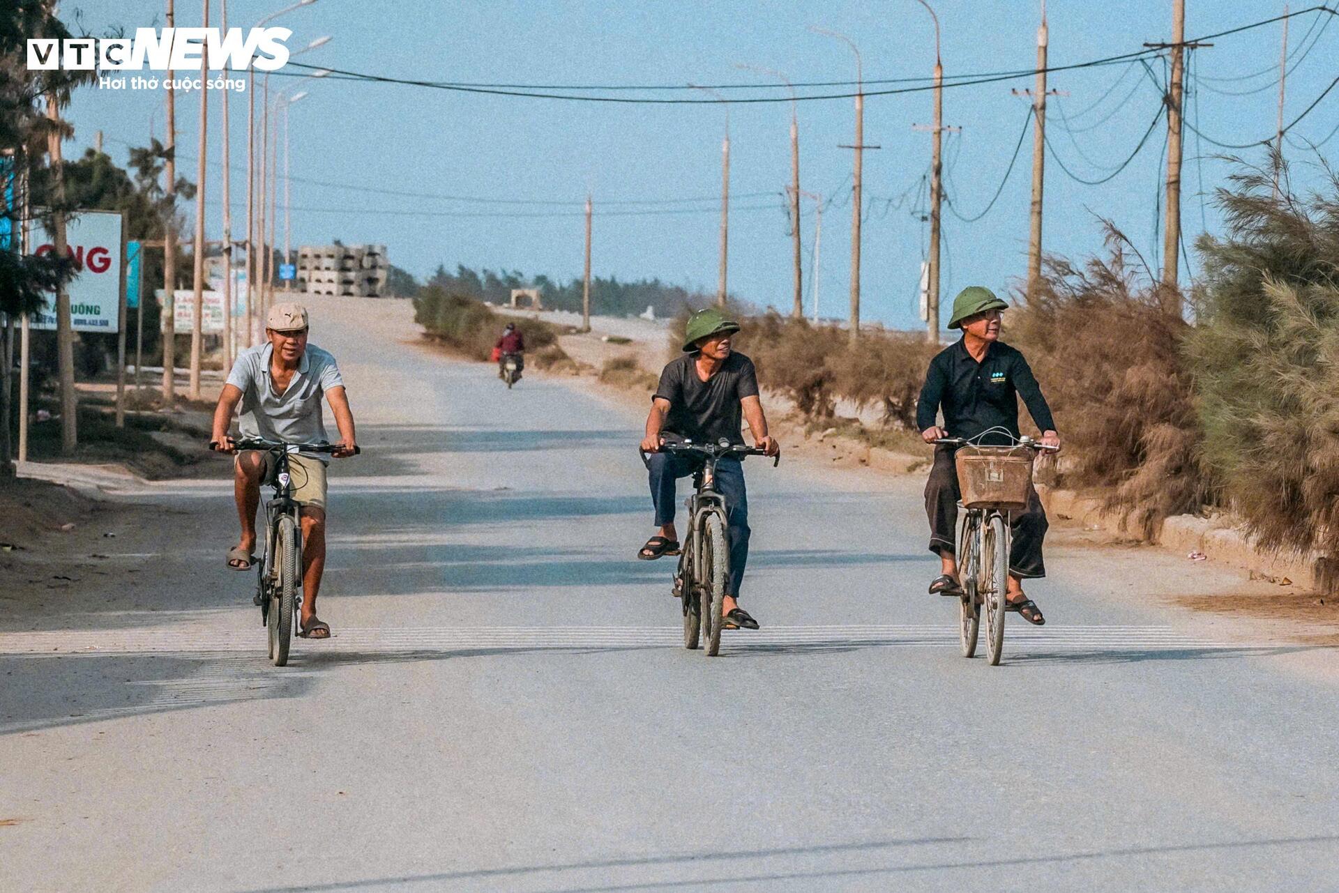 Cận cảnh hai bãi biển đang 'lột xác' thành thiên đường du lịch tại Ninh Bình - Ảnh 8