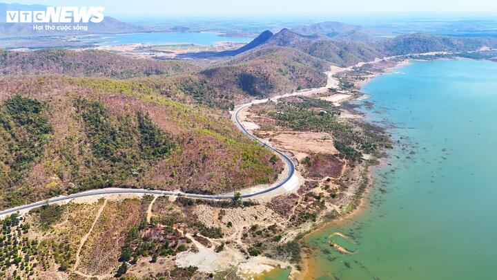 Hình hài Quốc lộ 28B Lâm Đồng khi được đầu tư 1.400 tỷ cải tạo và nâng cấp - Ảnh 1