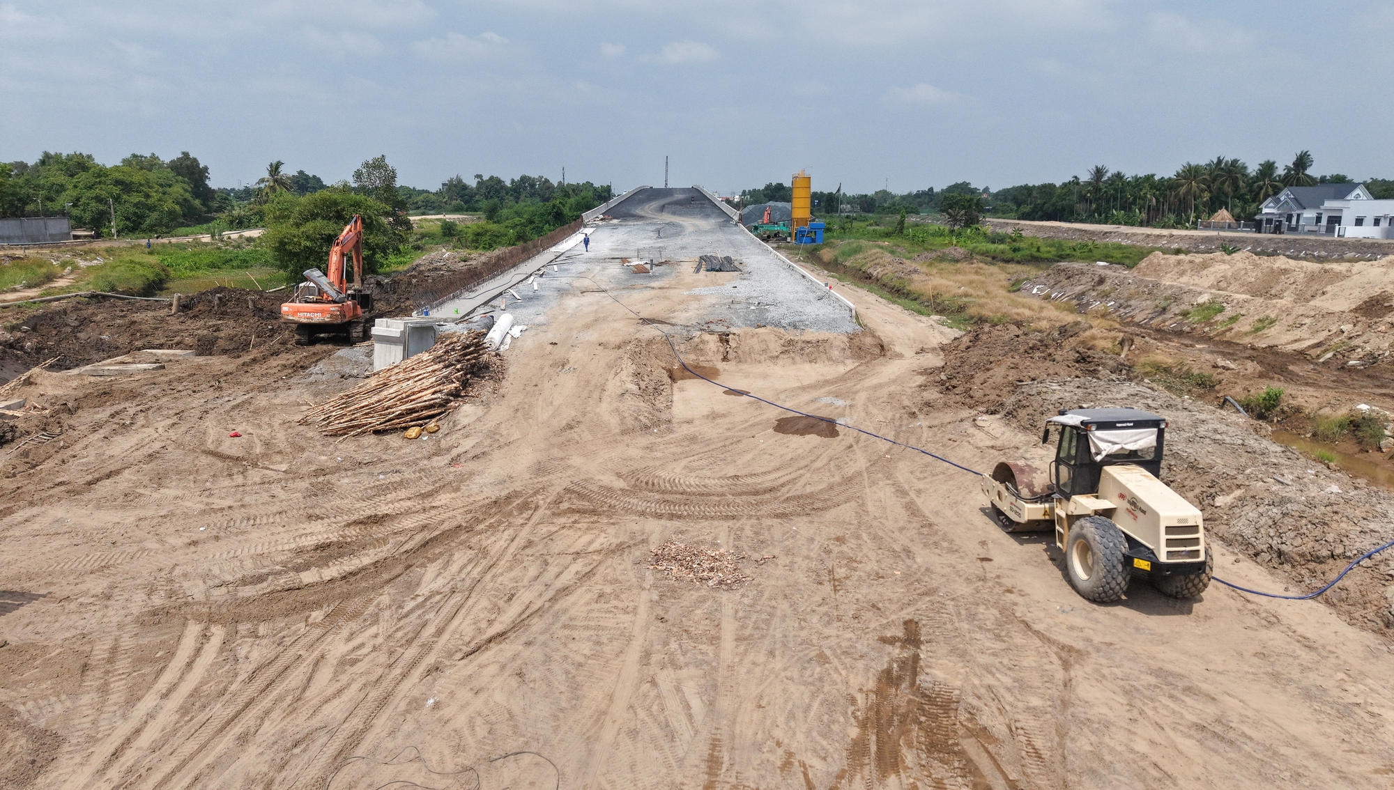 Hình ảnh công trường đường Vành đai 3 TPHCM trong sáng 31-3 - Ảnh 2