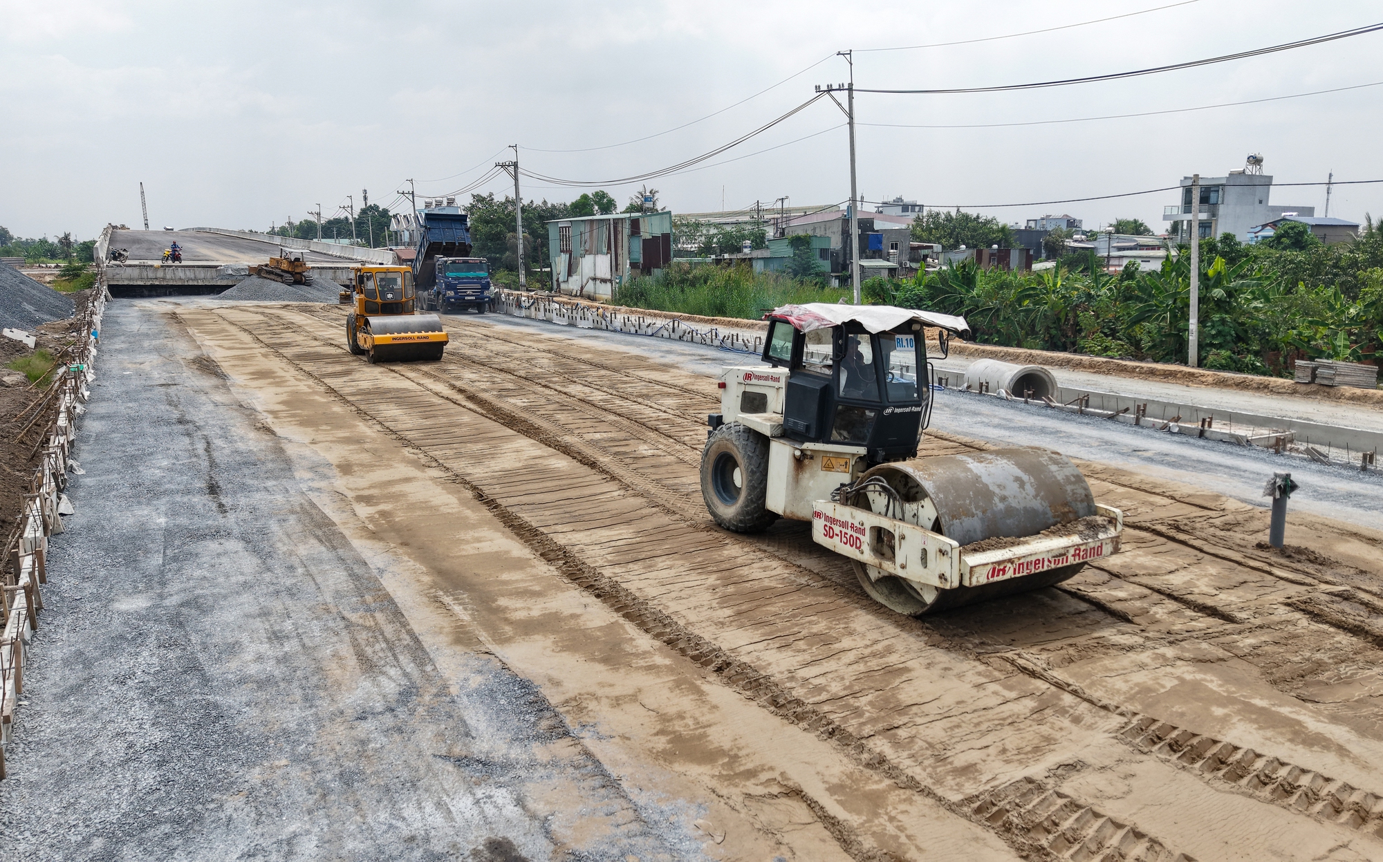 Hình ảnh công trường đường Vành đai 3 TPHCM trong sáng 31-3 - Ảnh 3