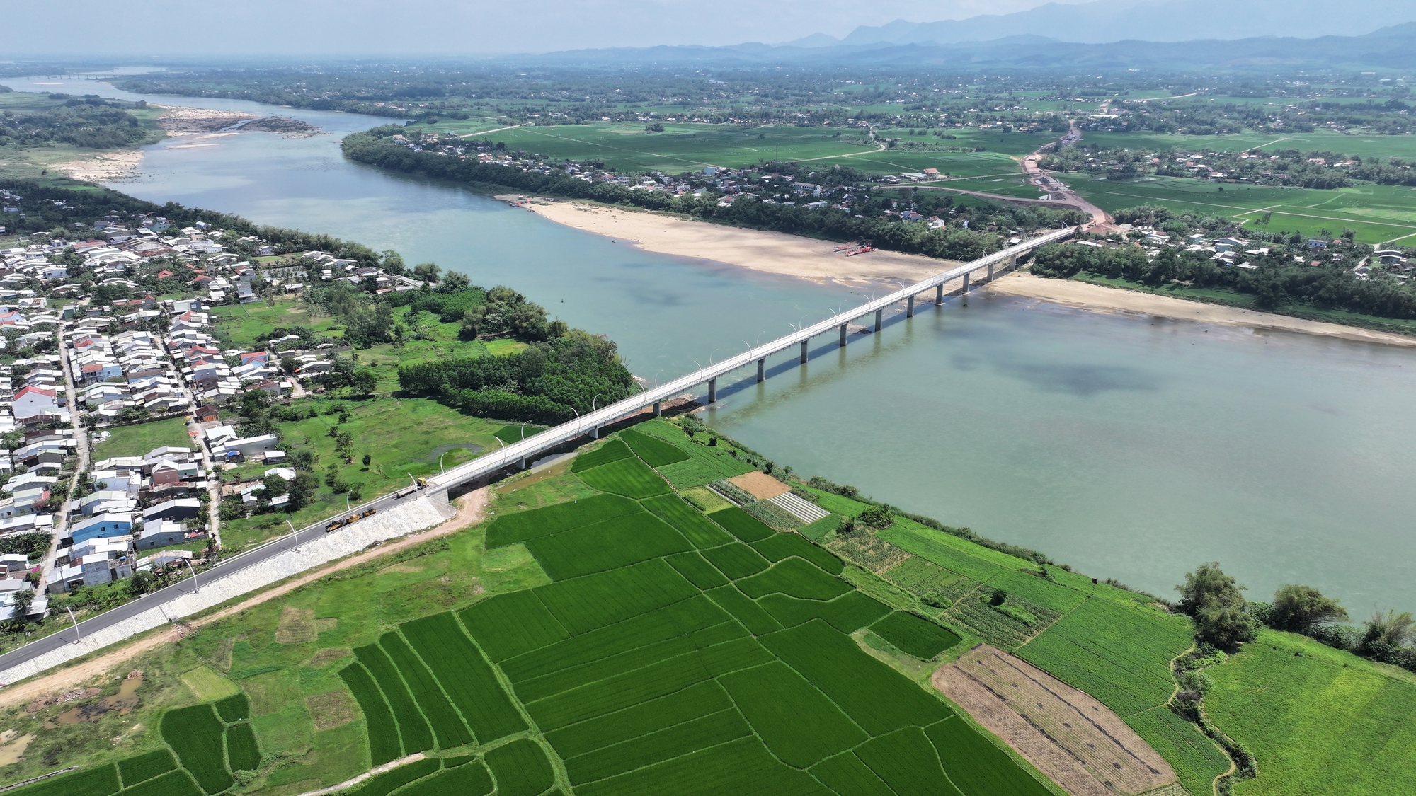 Đà Nẵng nói rõ tiến độ loạt cây cầu xây xong thiếu đường dẫn - Ảnh 3