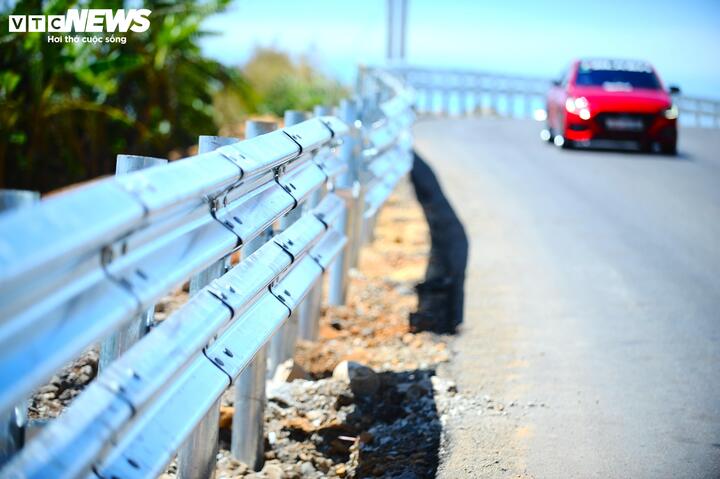 Hình hài Quốc lộ 28B Lâm Đồng khi được đầu tư 1.400 tỷ cải tạo và nâng cấp - Ảnh 11