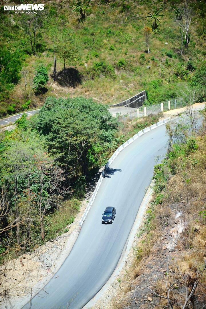 Hình hài Quốc lộ 28B Lâm Đồng khi được đầu tư 1.400 tỷ cải tạo và nâng cấp - Ảnh 12