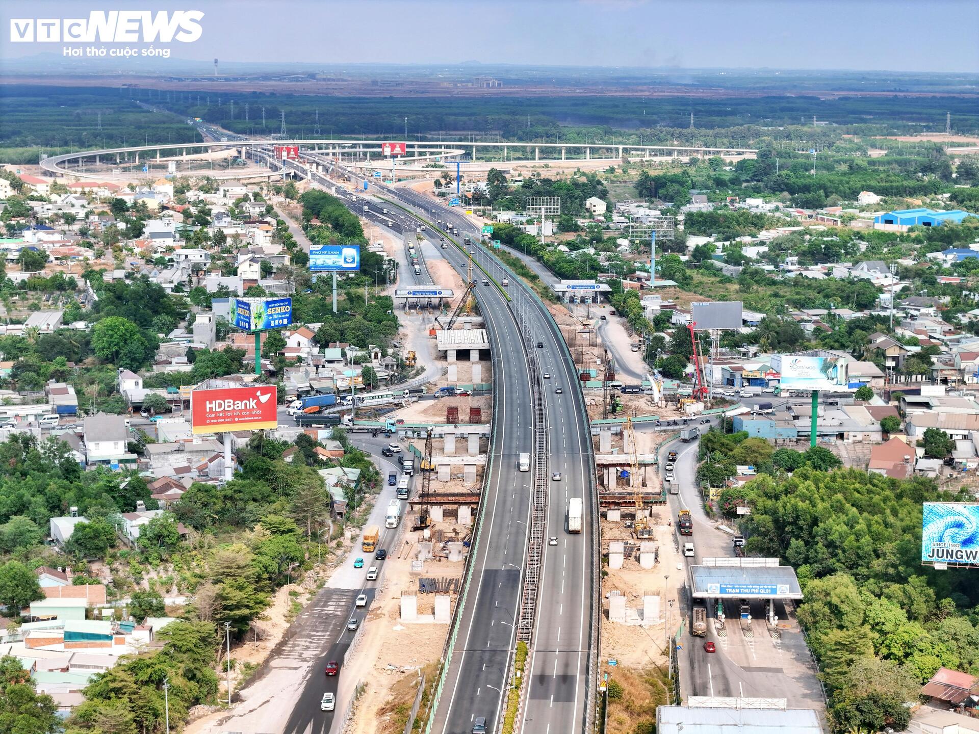 Cận cảnh cao tốc TP.HCM - Long Thành sau hơn nửa năm thi công mở rộng - Ảnh 5