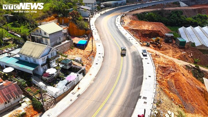 Cận cảnh đường vành đai 870 tỷ đồng, băng qua rừng thông xanh mát của Đà Lạt - Ảnh 6