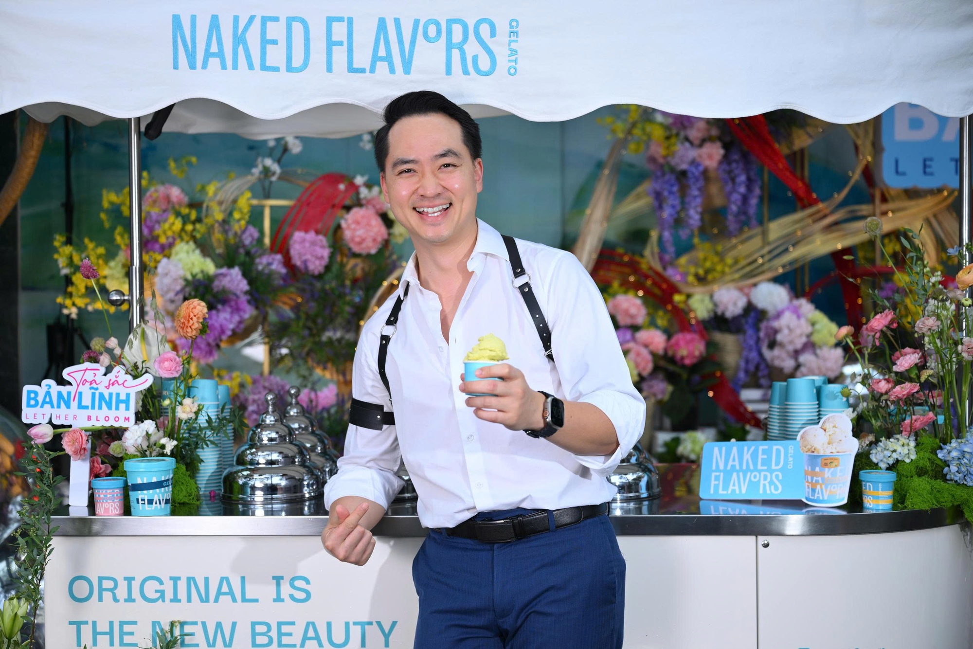 Khoảnh khắc ấm áp: 8 "soái ca" quyền lực của ACB lần đầu tiên cùng xuất hiện phát kem trong 3 giờ đồng hồ tặng nhân viên nữ nhân dịp 8/3 - Ảnh 9