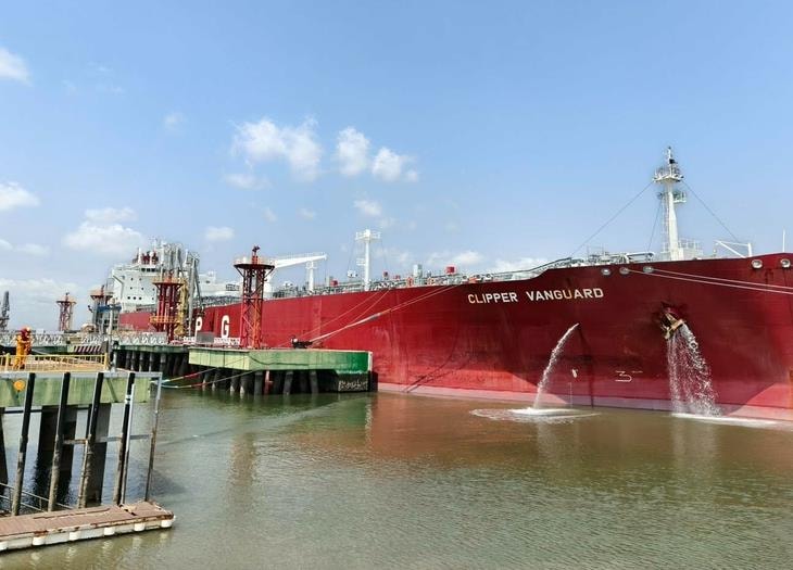 Thêm 48.000 tấn khí dầu mỏ hóa lỏng từ nước top 1 thế giới về LPG dự kiến về Việt Nam ngay tháng sau - Ảnh 1