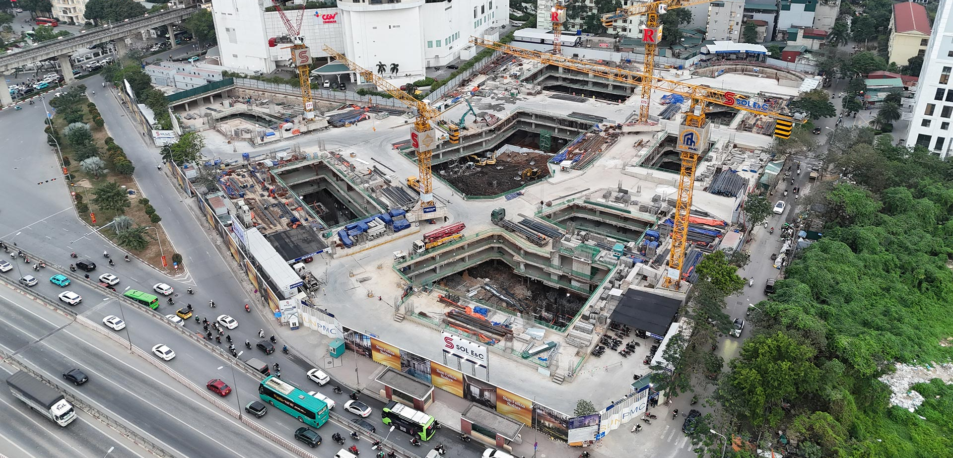 Sang tay Sun Group, dự án tại “đất vàng” 3 mặt tiền bỏ hoang nhiều năm lập tức trở thành đại công trường - Ảnh 1