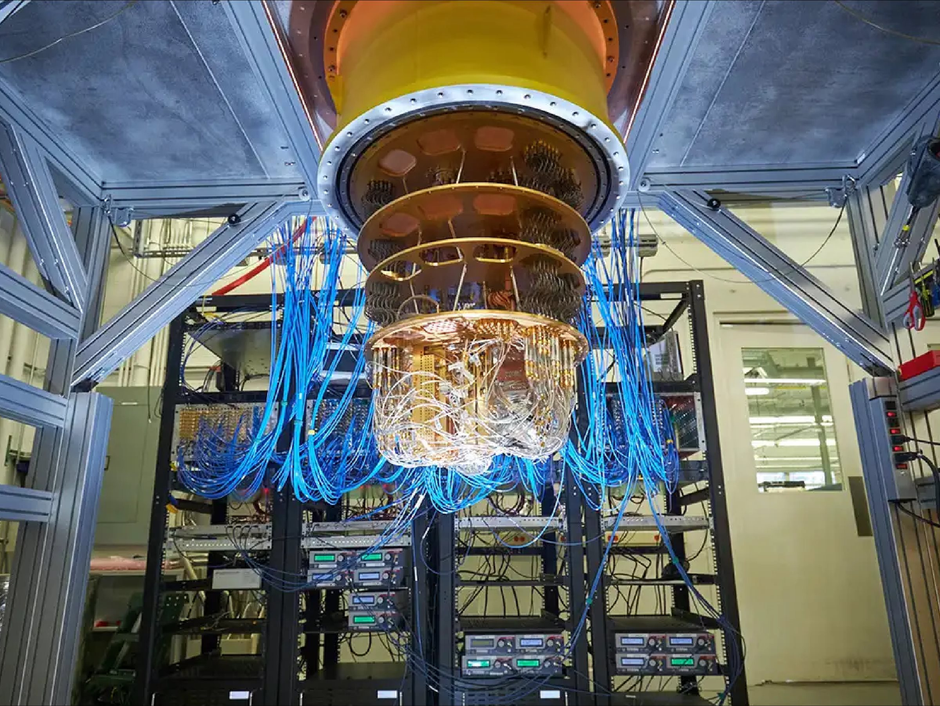 TS. Cao Minh Phương mách "đường tắt" cho FPT, chỉ ra 4 áp lực sinh tử trước ngày máy tính lượng tử có thể bẻ khóa toàn bộ hệ thống bảo mật trên Internet - Ảnh 1