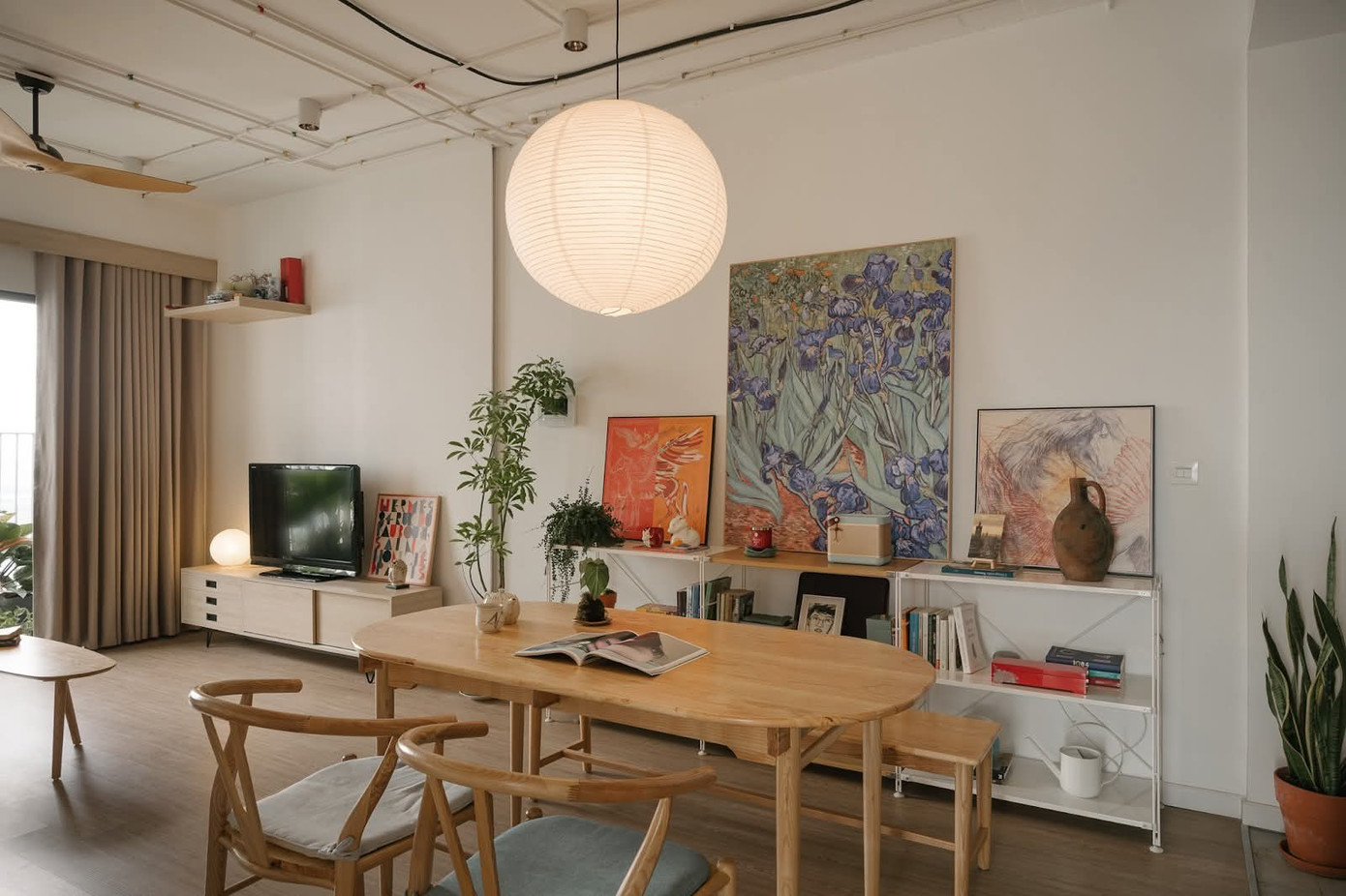 Thiết kế tinh tế của căn hộ 76m2 của gia chủ trẻ - Ảnh 4