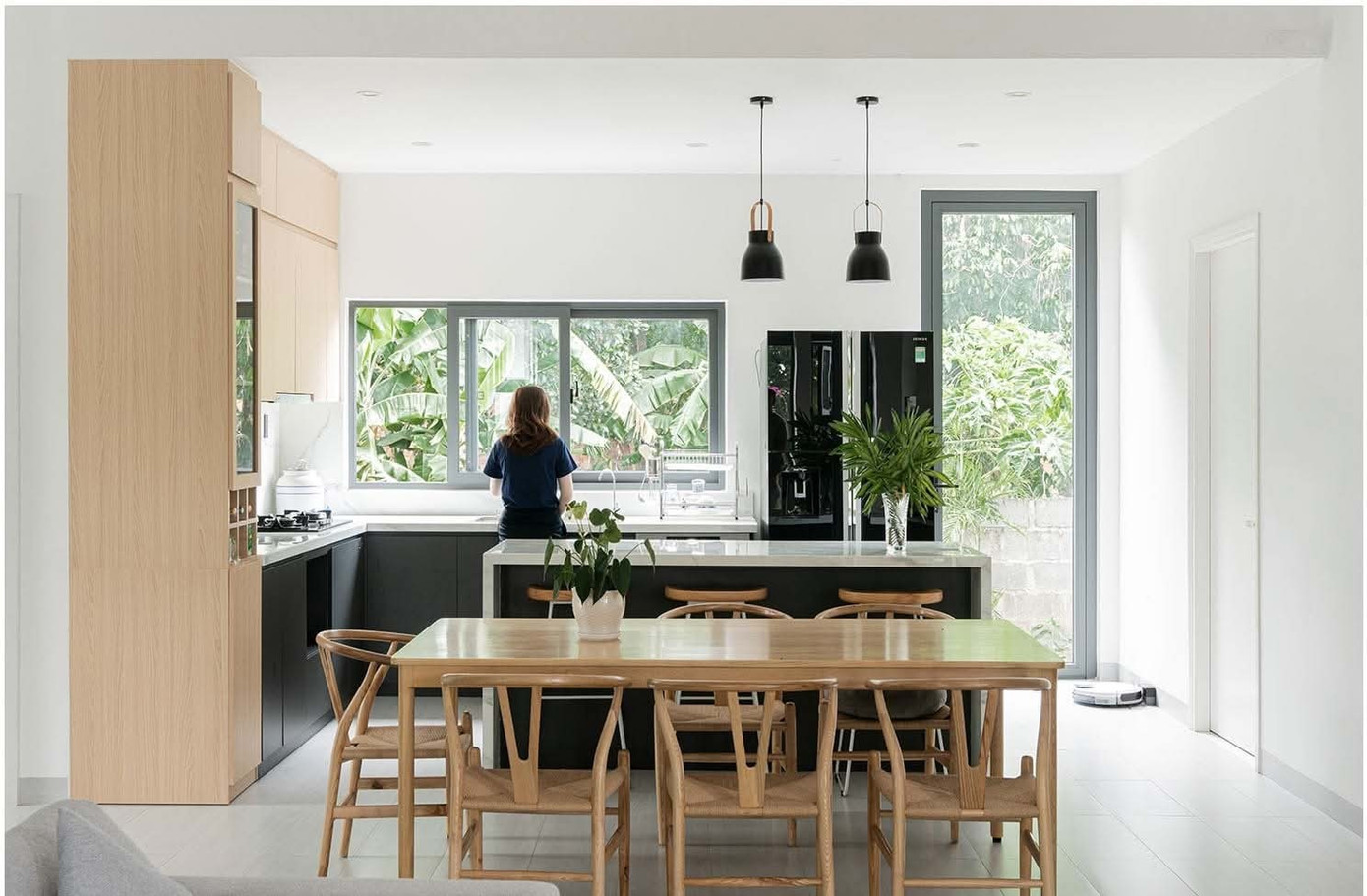 Biệt thự với tên gọi ý nghĩa " Trong ấm, ngoài êm" - Ảnh 6