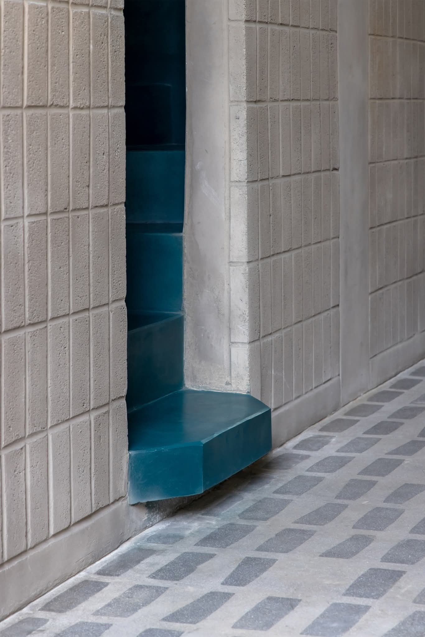 Thiết kế tích hợp sinh thái và không gian sống linh hoạt trong nhà ống - Ảnh 13