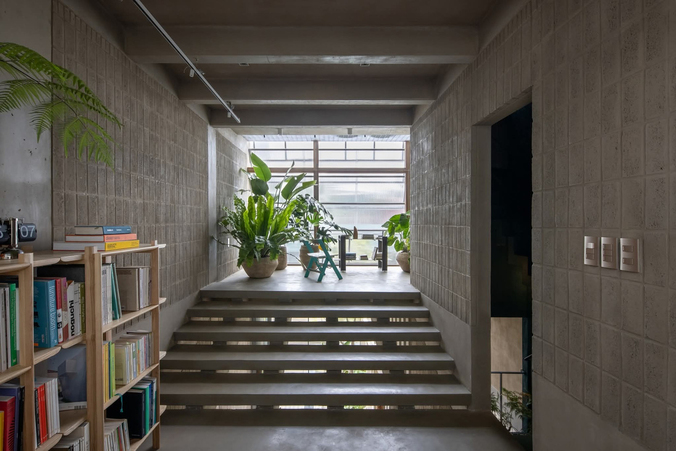 Thiết kế tích hợp sinh thái và không gian sống linh hoạt trong nhà ống - Ảnh 15