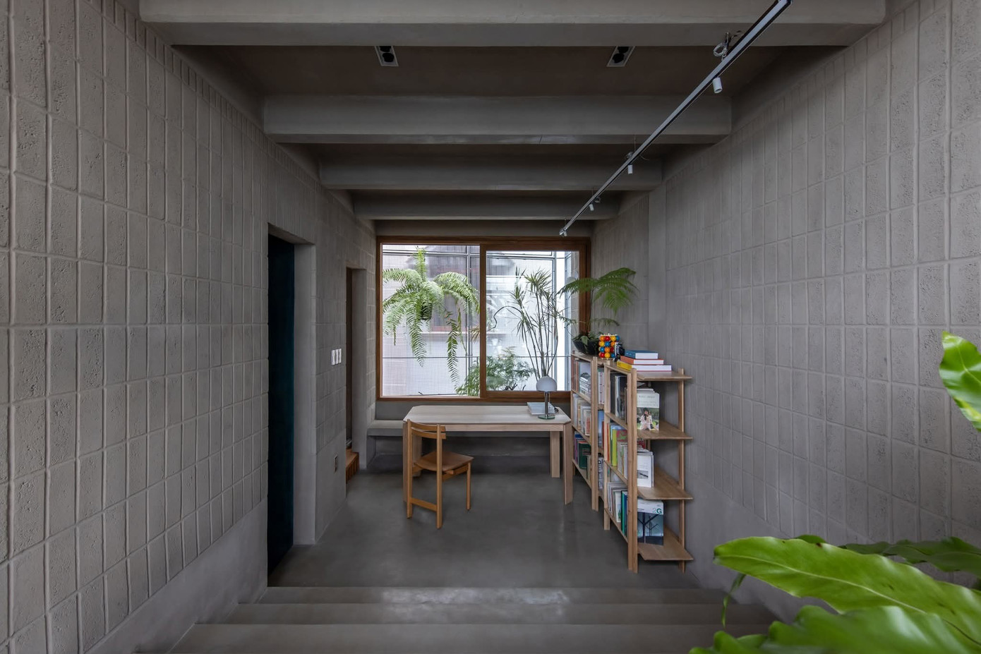 Thiết kế tích hợp sinh thái và không gian sống linh hoạt trong nhà ống - Ảnh 18