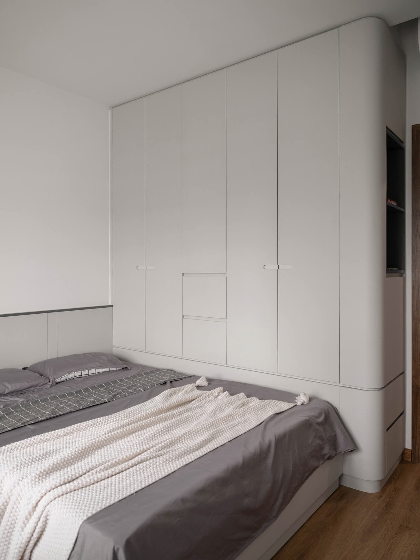 Căn hộ 'U50' với không gian sự tiện nghi, ấm áp - Ảnh 20