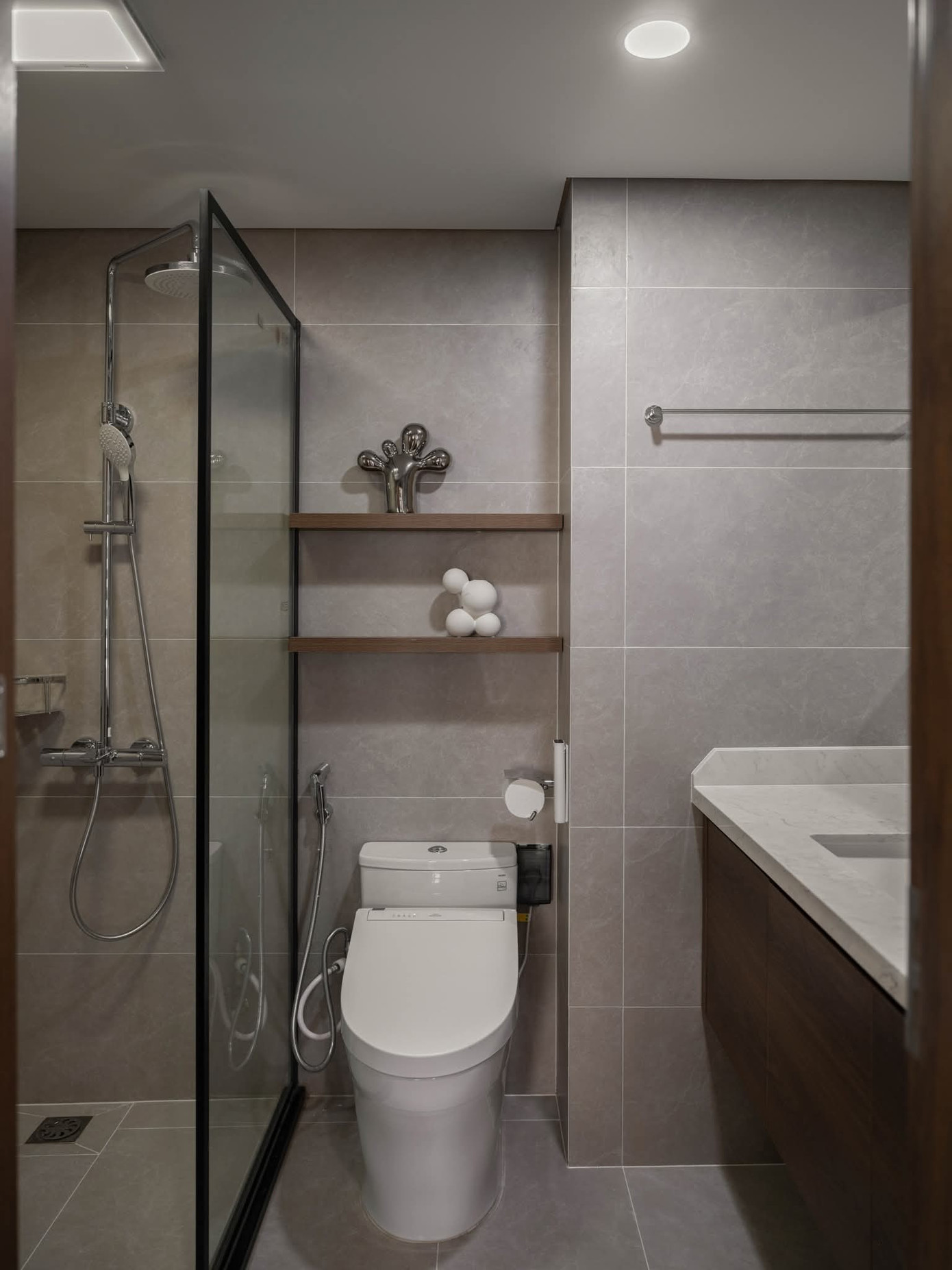 Căn hộ 'U50' với không gian sự tiện nghi, ấm áp - Ảnh 22