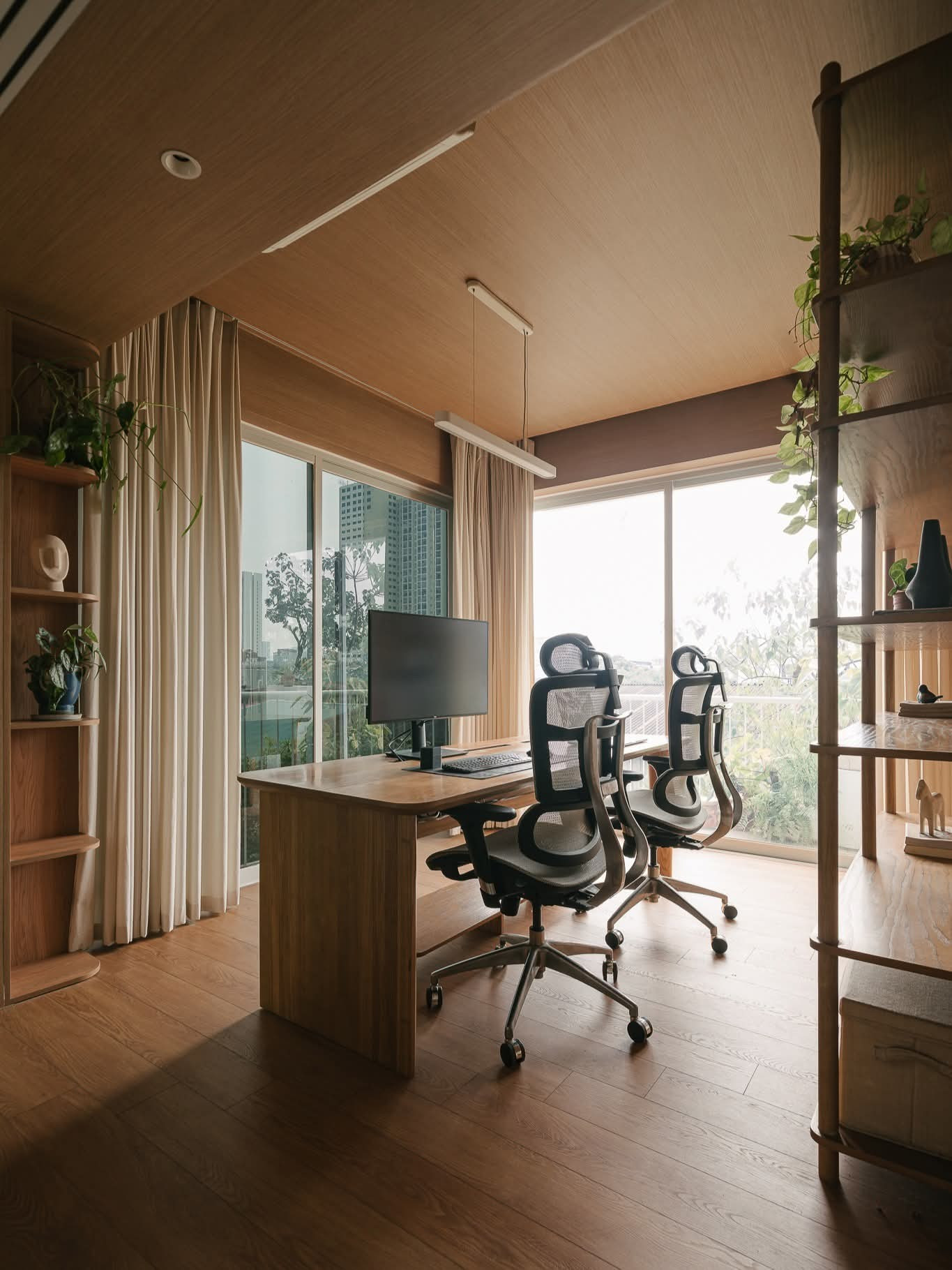 Ngôi nhà trẻ trung với nhiều sắc màu phối trộn - Ảnh 23