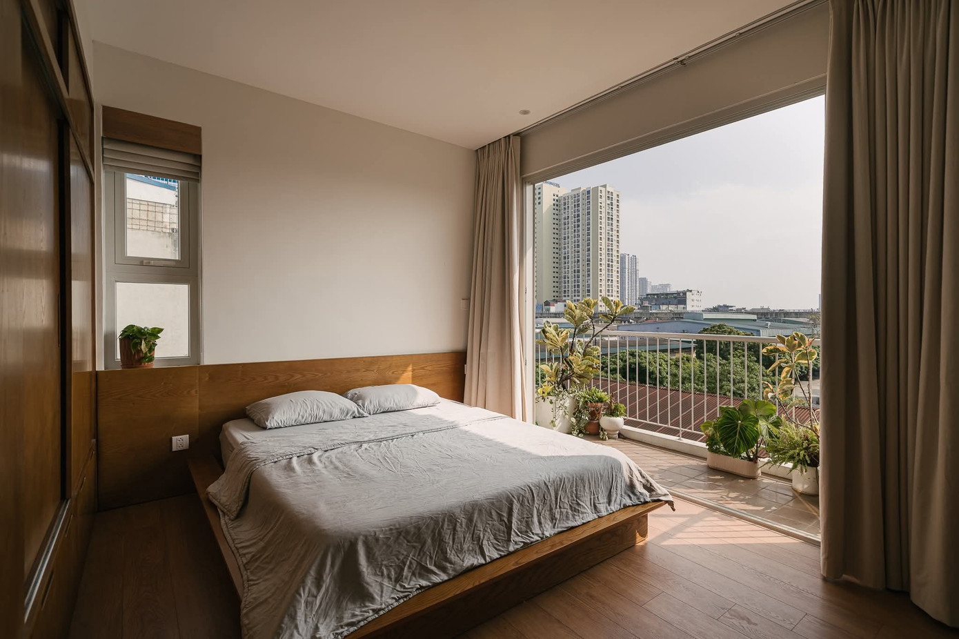 Ngôi nhà trẻ trung với nhiều sắc màu phối trộn - Ảnh 26