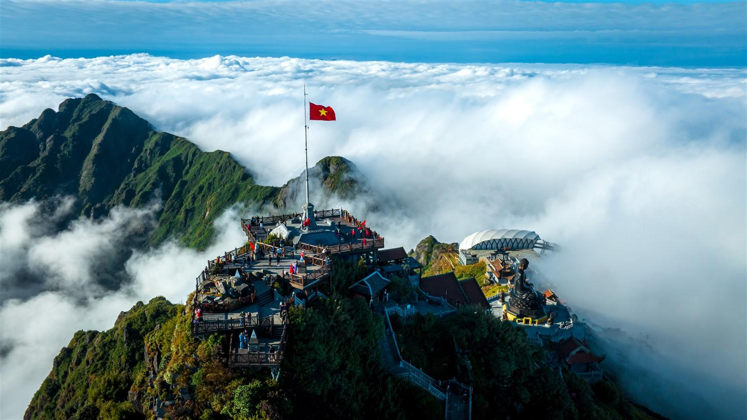 Sun Group vừa có động thái mới tại nơi được mệnh danh “xứ sở sương mù”, từng lọt Top 50 điểm đến đẹp nhất châu Á - Ảnh 1