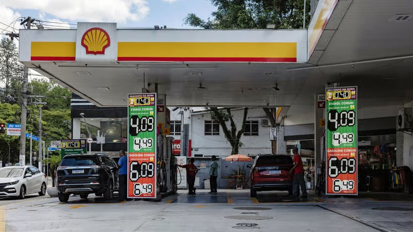 Nền kinh tế hơn 2.000 tỷ USD thuộc BRICS nắm “vũ khí” bí mật chống lại cú sốc giá dầu - Ảnh 1