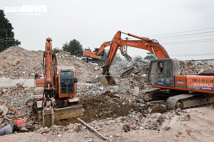 Tuyến Metro số 5 Văn Cao - Hoà Lạc 65.000 tỷ đồng gấp rút giải phóng mặt bằng - Ảnh 8