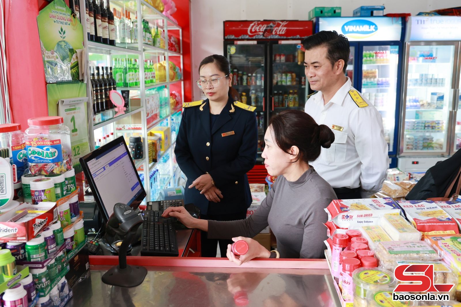 Hộ kinh doanh thắc mắc: Doanh thu dưới 500 triệu vẫn phải kê khai có cần thiết không? Thuế TP. Hà Nội trả lời - Ảnh 1