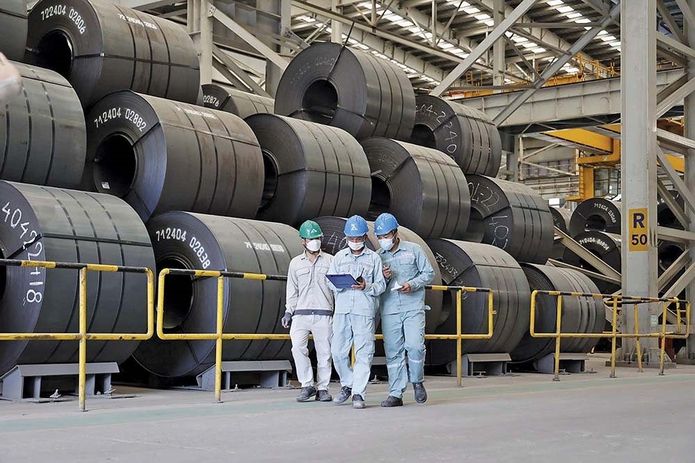 Nước đi cao tay "bỏ ngoài giữ trong" của tỷ phú Trần Đình Long: Doanh thu xuất khẩu rơi 43%, vẫn lãi đậm hơn 15.500 tỷ - Ảnh 1